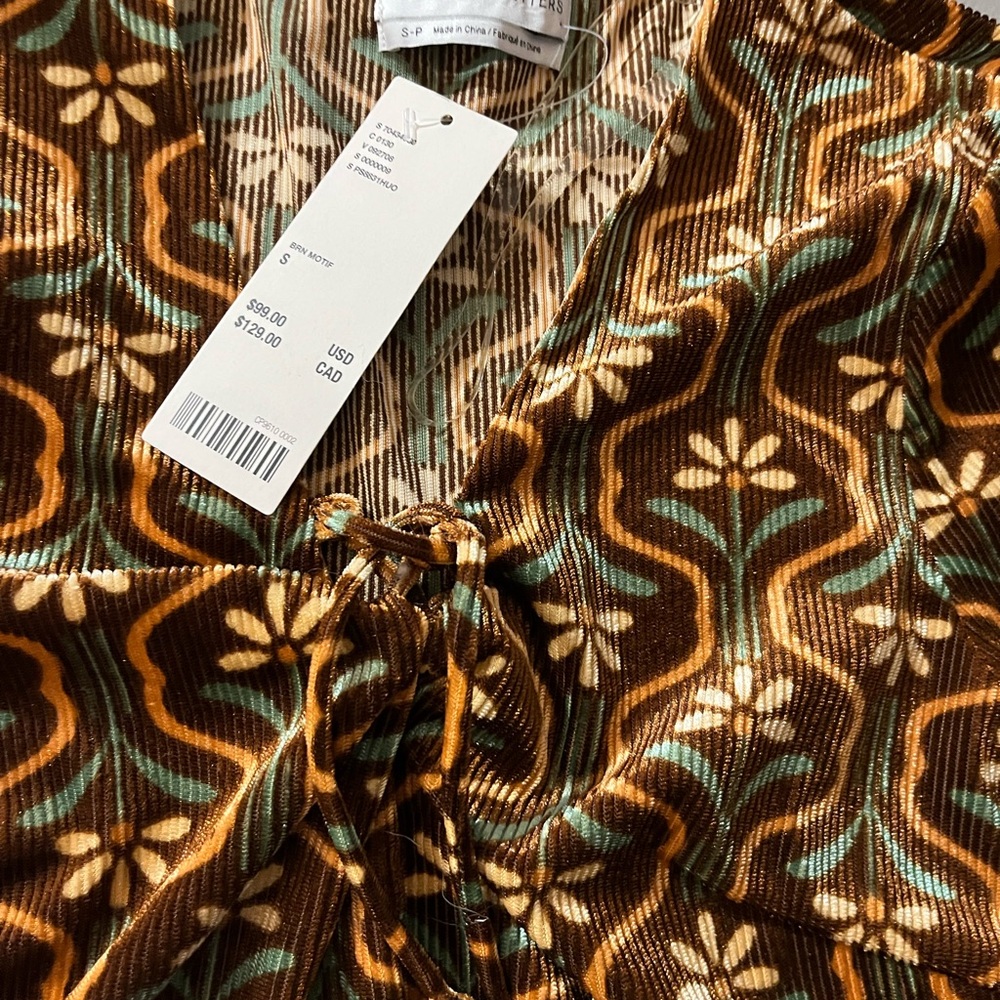 Urban Outfitters Brown Green Gold Patterned Tie-Front Crop Top - Picture 2 of 7